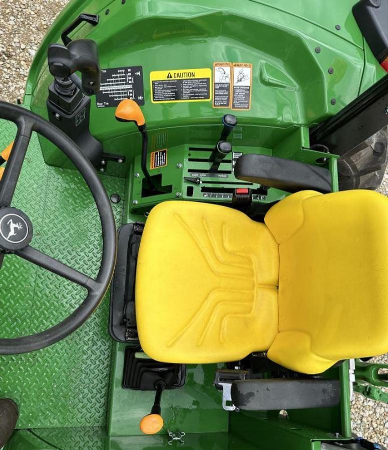 Used 2021 JOHN DEERE 6105E