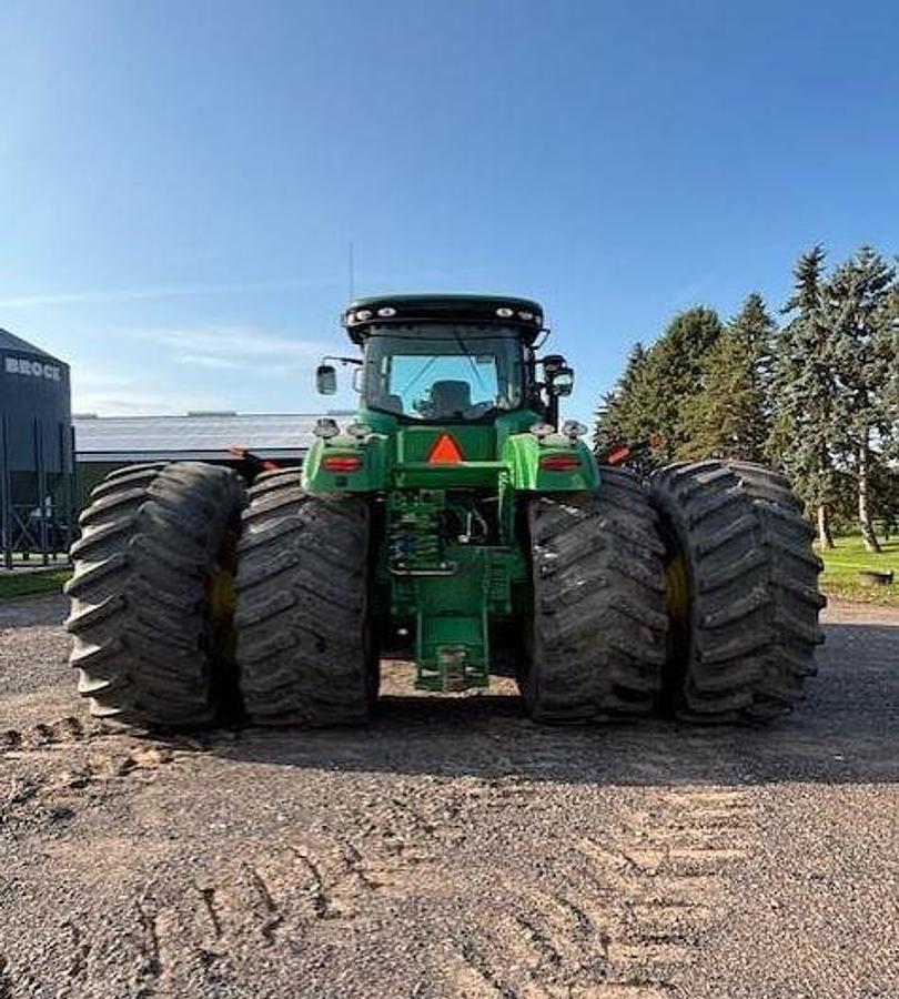 Used 2014 JOHN DEERE 9510R Tractor