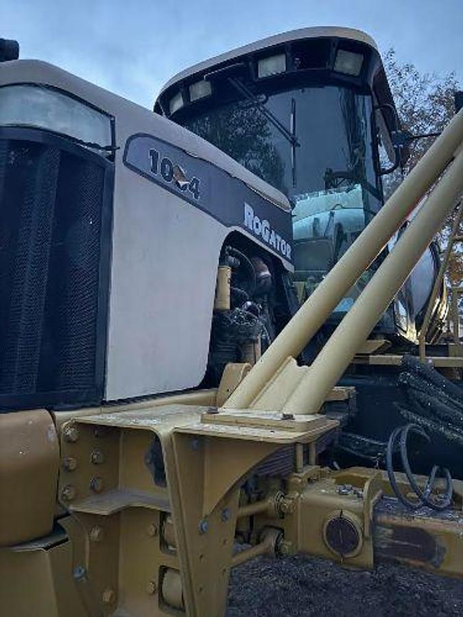 Used 2004 AG-Chem Rogator 1064
