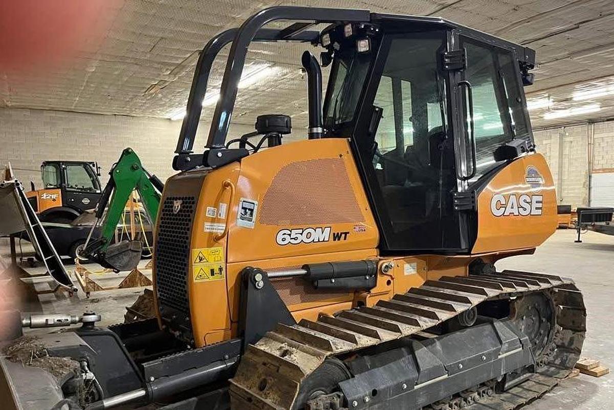 Used 2023 CASE 650M WT