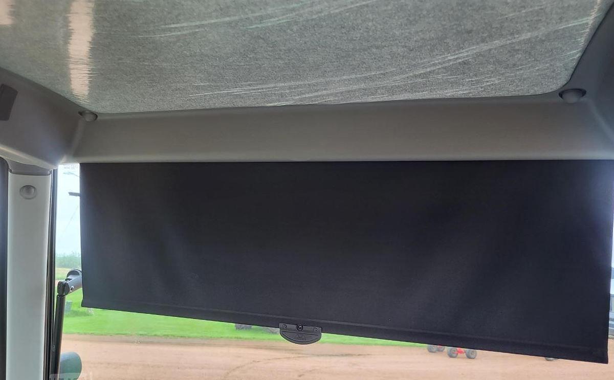 Used 2023 DEUTZ FAHR AGROTRON 6215 Tractor