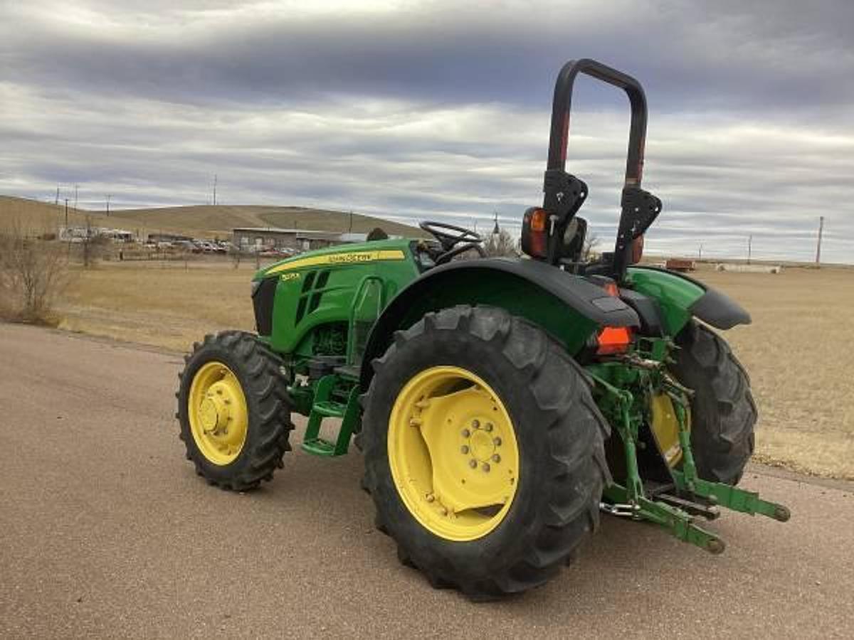Used 2020 John Deere 5075E