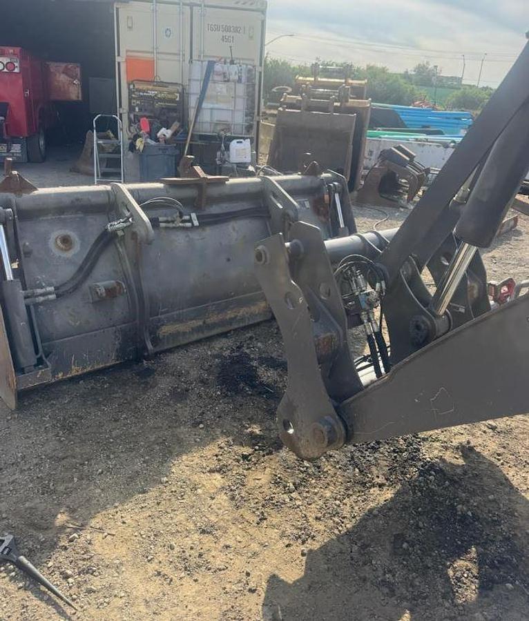 Used 2013 Volvo BL70B