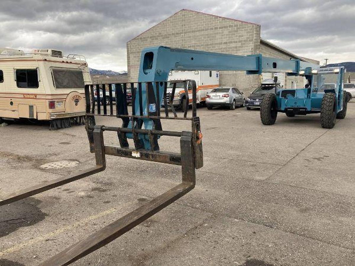 Used 2003 Gradall G6-42P