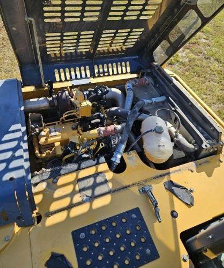 Used 2014 JOHN DEERE 180G LC