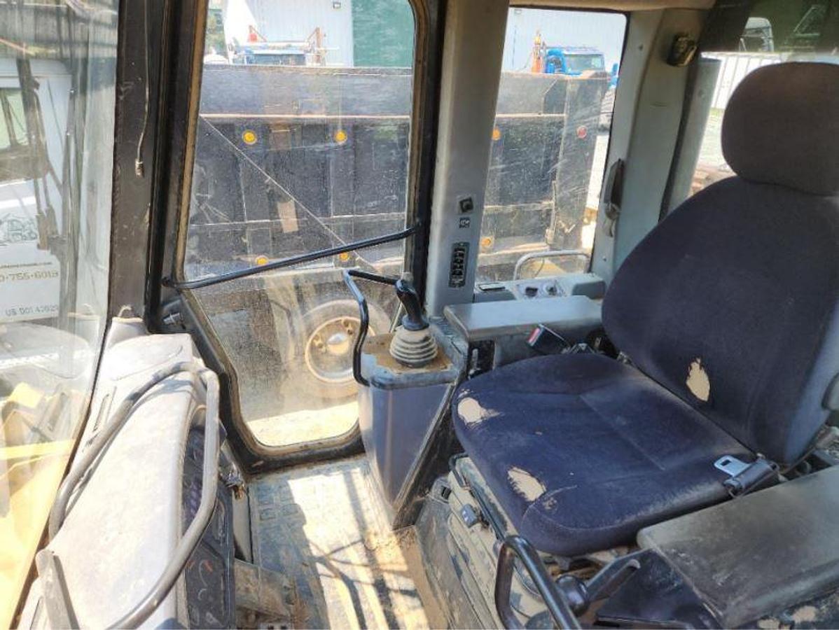 Used 2003 Caterpillar 953C Track Loader