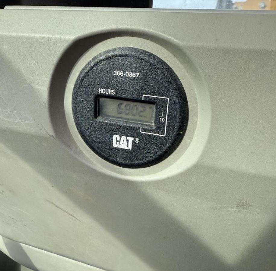 Used 2017 CATERPILLAR 335F LCR