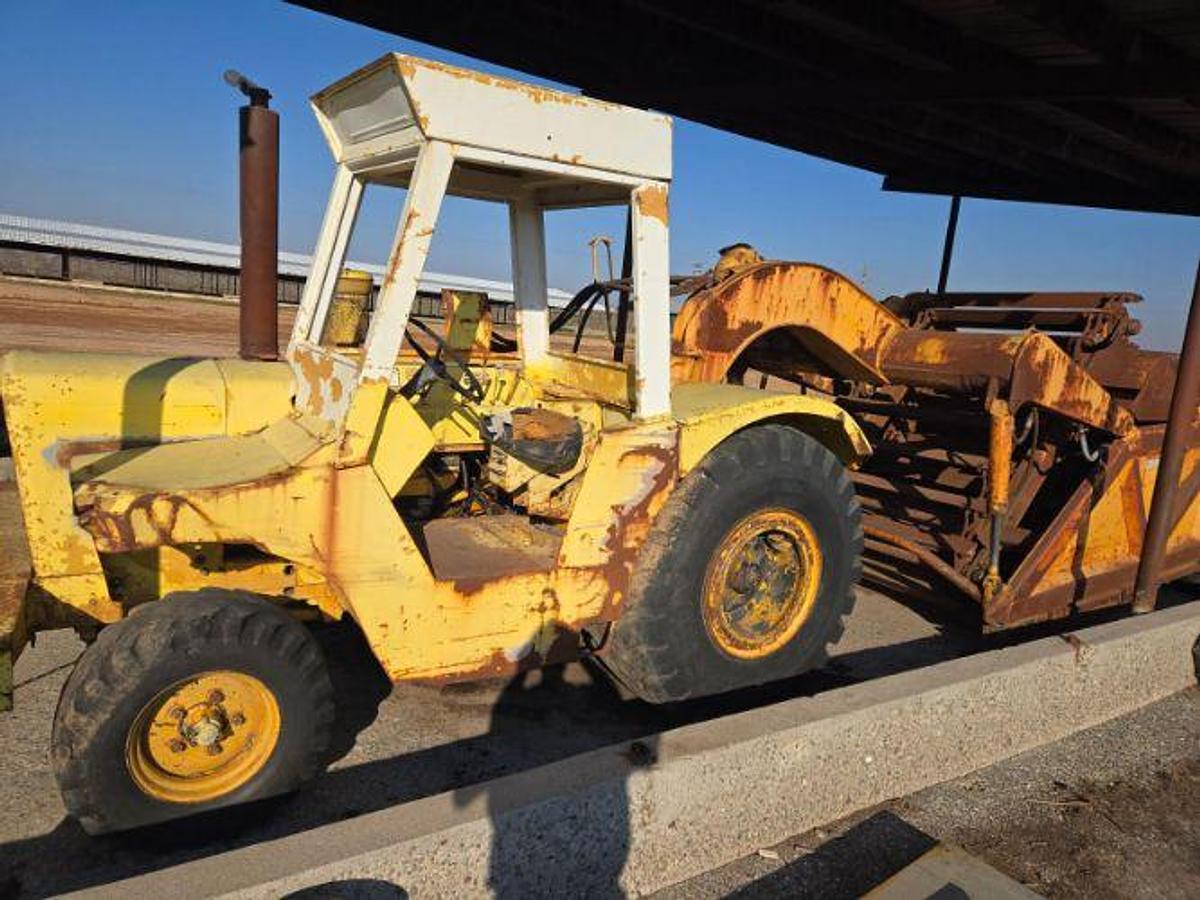 Used 1970 JOHN DEERE 760A