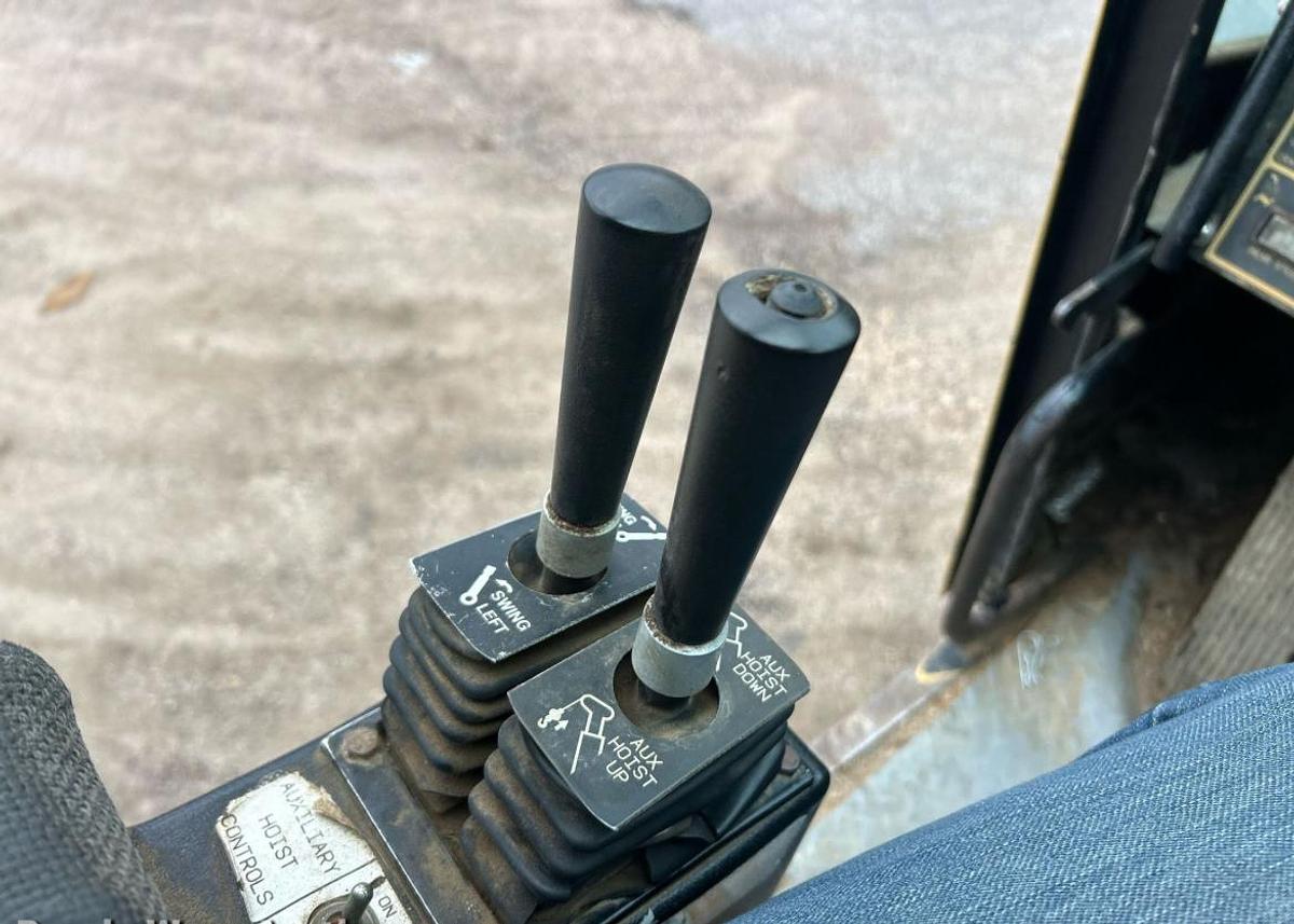 Used 1998 Grove RT635C Terrain Crane