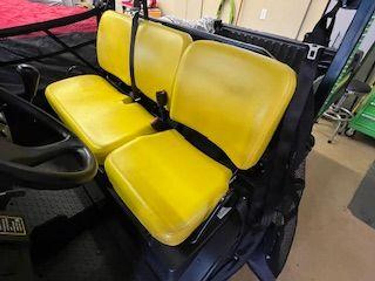 Used 2018 JOHN DEERE XUV835M