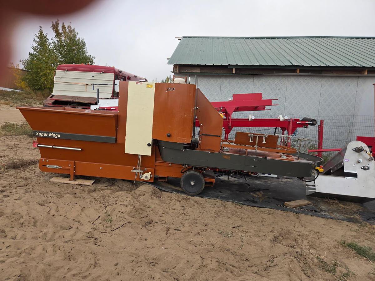 Used 2014 Javo Super Mega Commercial Potting Machine
