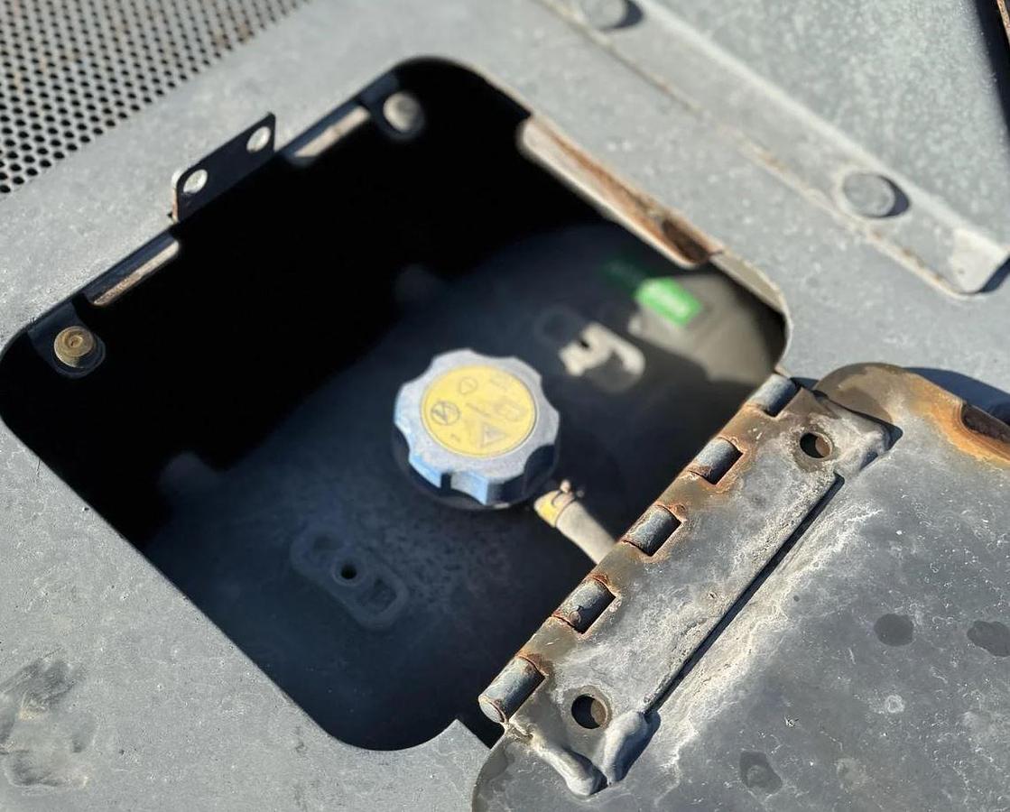 Used 2011 DEERE 700J LGP Crawler Dozer