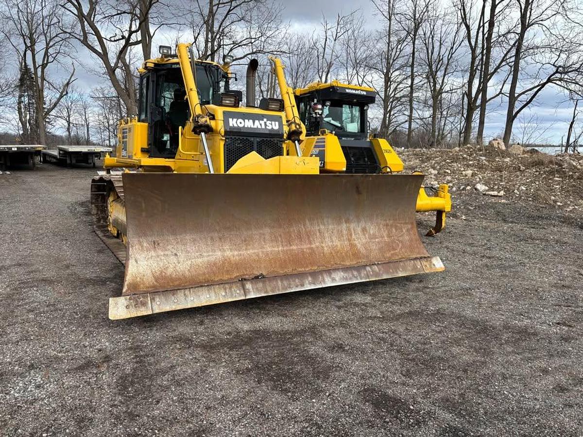 Used 2015 Komatsu D65PXI Bulldozer
