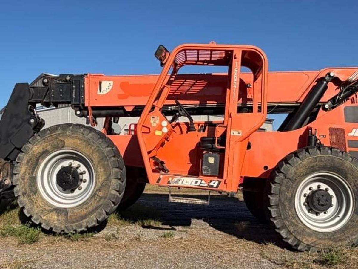 Used 2017 SkyTrak 10054 Telehandler Forklift