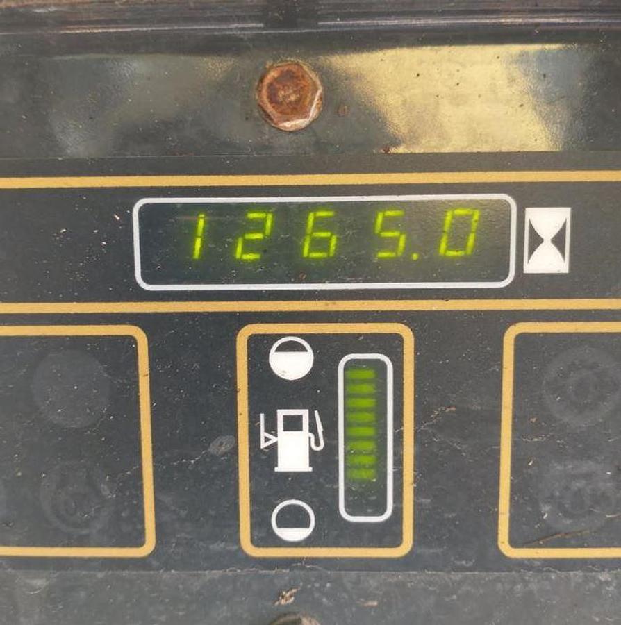 Used 2005 New Holland LS180