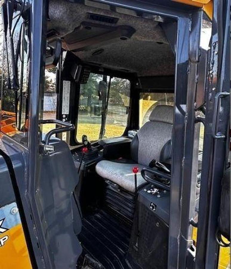 Used 2016 JOHN DEERE 650K LGP