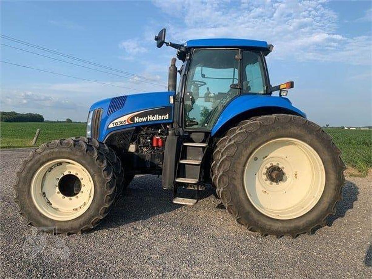 Used 2006 NEW HOLLAND TG305