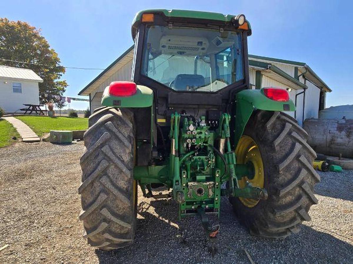 Used 2006 JOHN DEERE 6415 Tractor