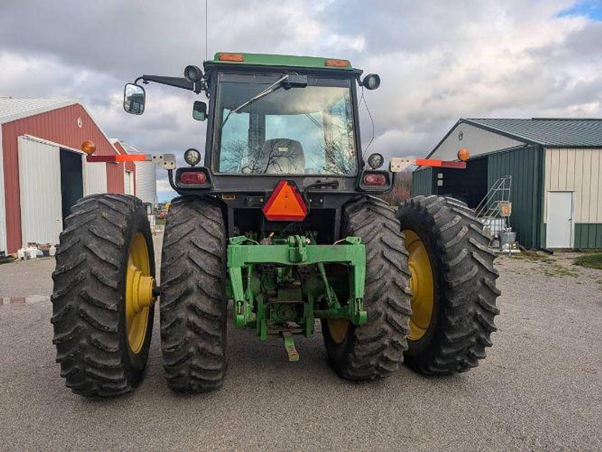 Used 1984 JOHN DEERE 4450