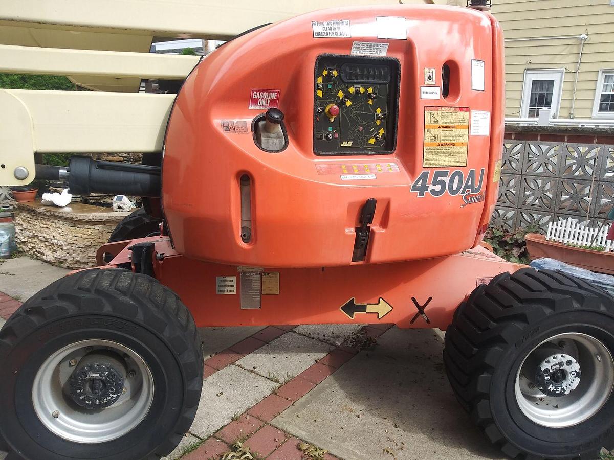 Used 2002 JLG 450 Lift