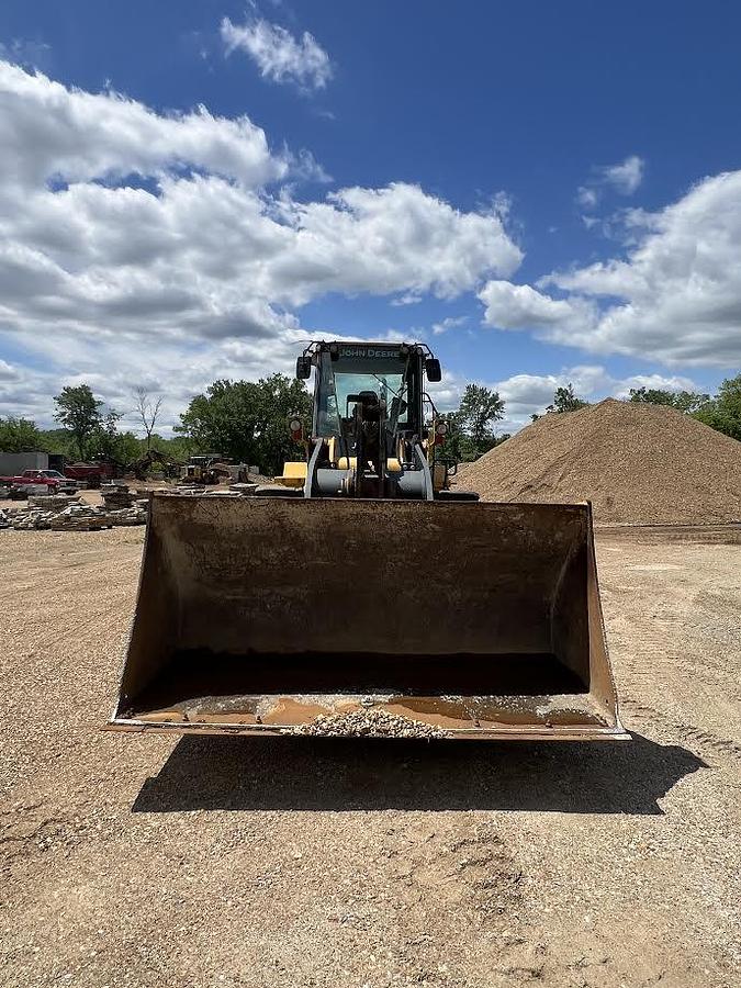 Used 2014 Deere 624K