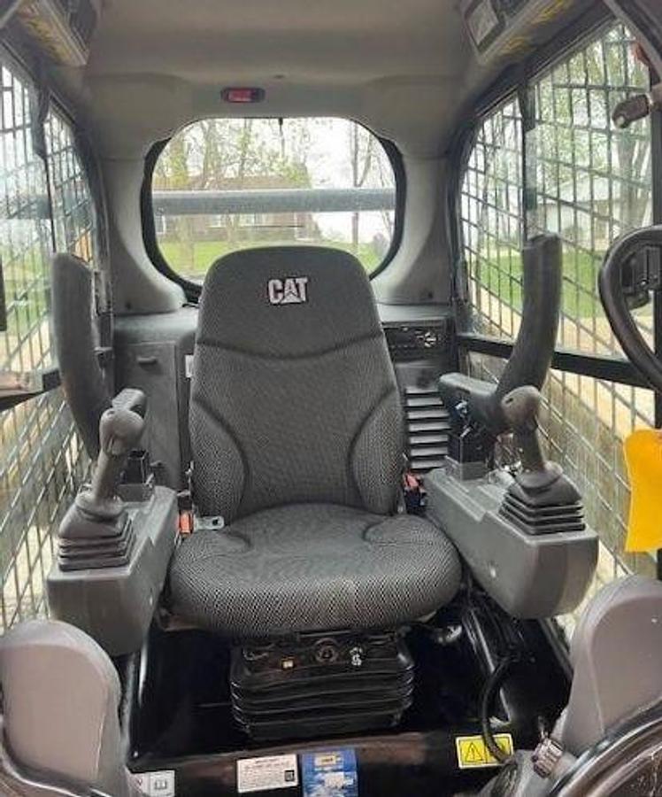 Used 2019 CATERPILLAR 259D3