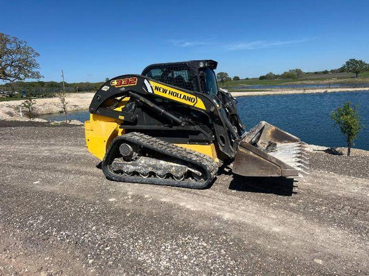 Used 2020 New Holland C-332