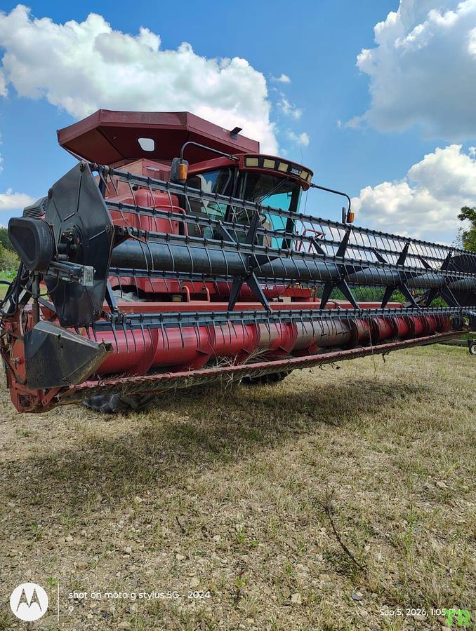 Used 1999 Case IH 2388 Combine W/ Late Model 1020 25 ft Grain Head