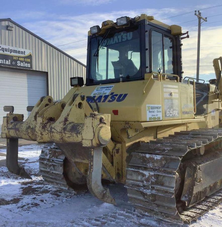 Used 2012 Komatsu D65PX-17