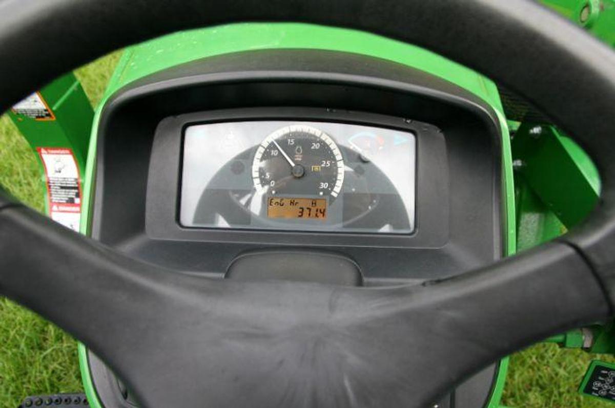 Used 2017 JOHN DEERE 4052M