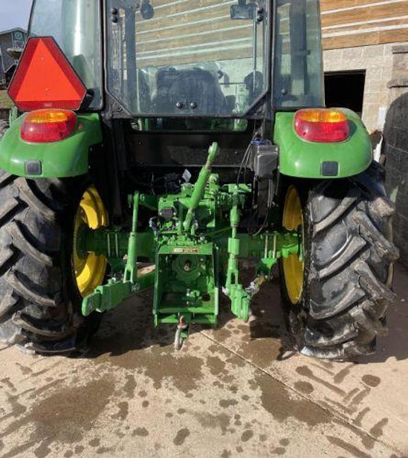 Used 2022 John Deere 5075E