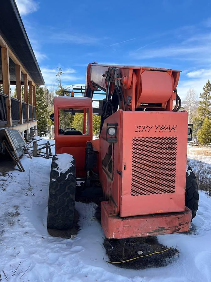 Used 2012 JLG SkyTrak 10054