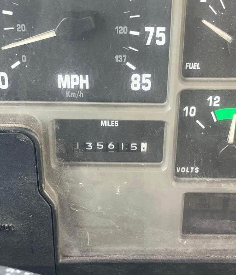 Used 2000 Elliott H110 Boom Truck (Mounted on International 4900)