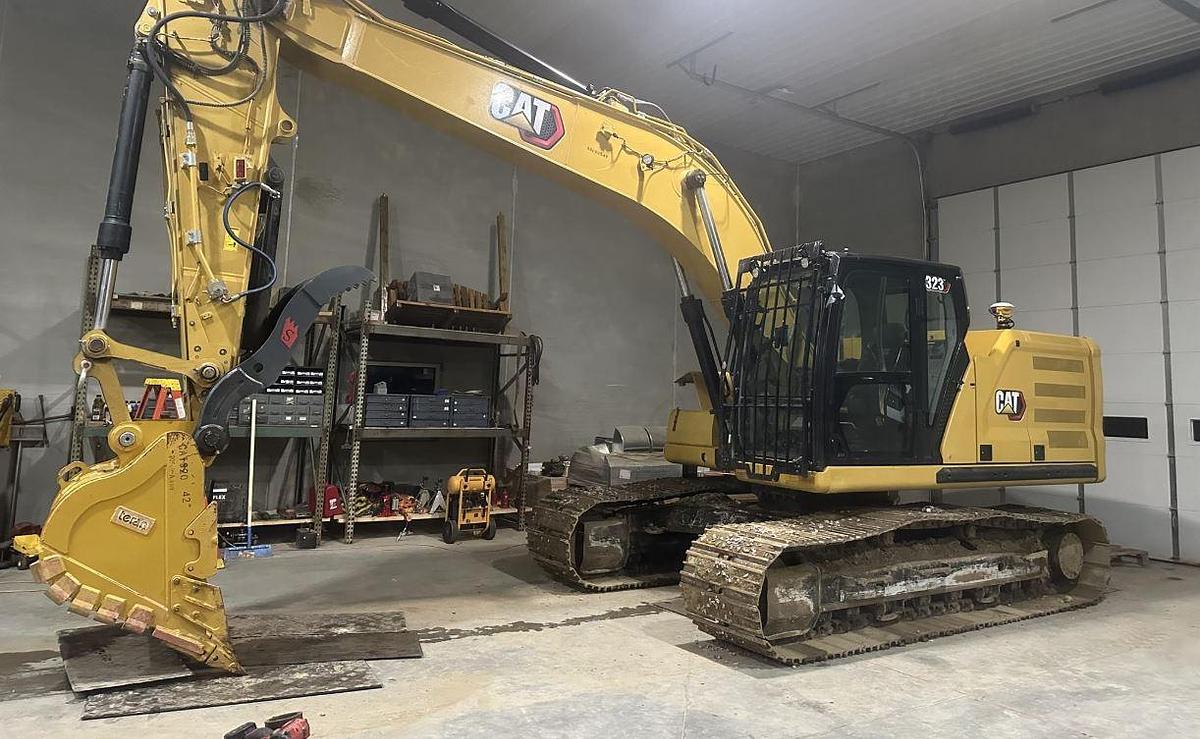 Used 2021 Caterpillar 323 Excavator