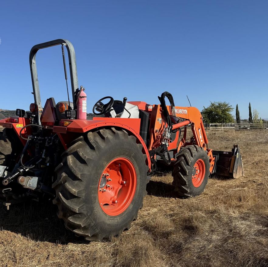 Used 2018 KUBOTA M5-111D Tractor