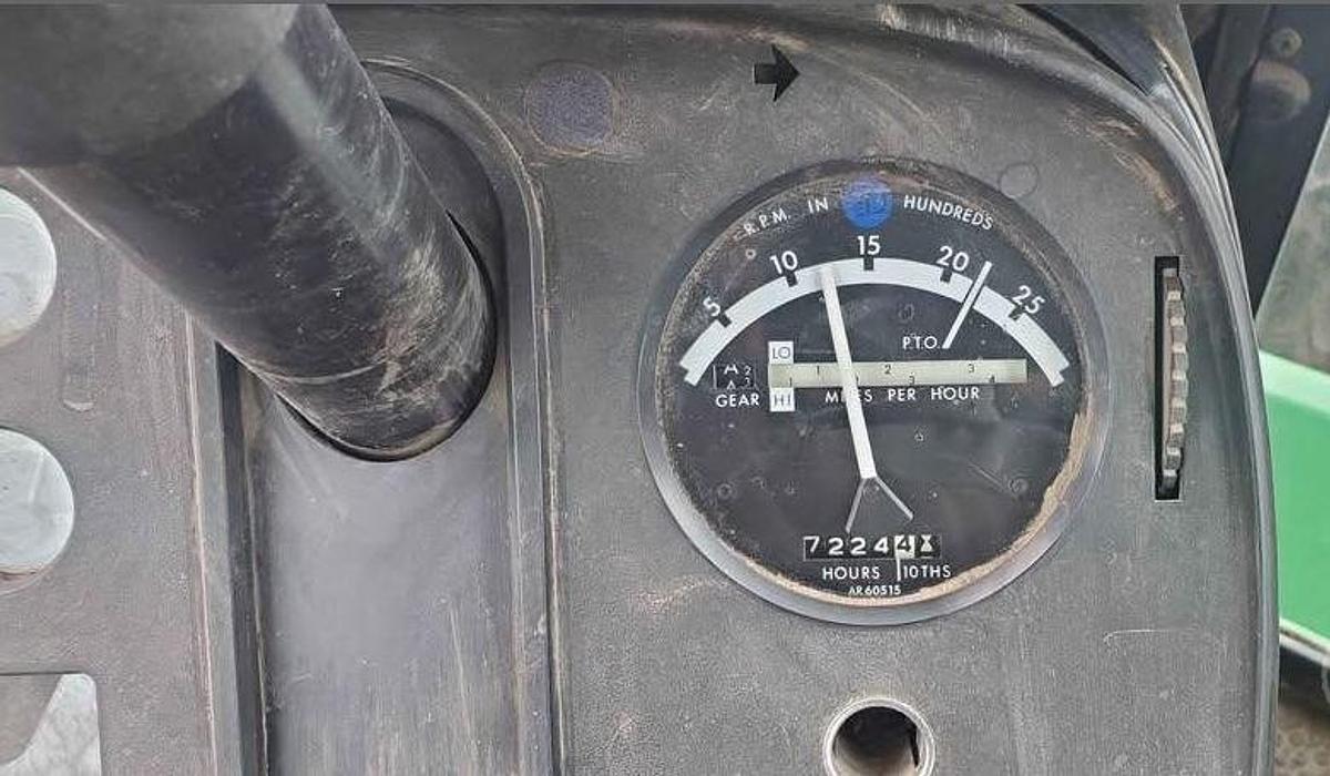 Used 1982 JOHN DEERE 8640