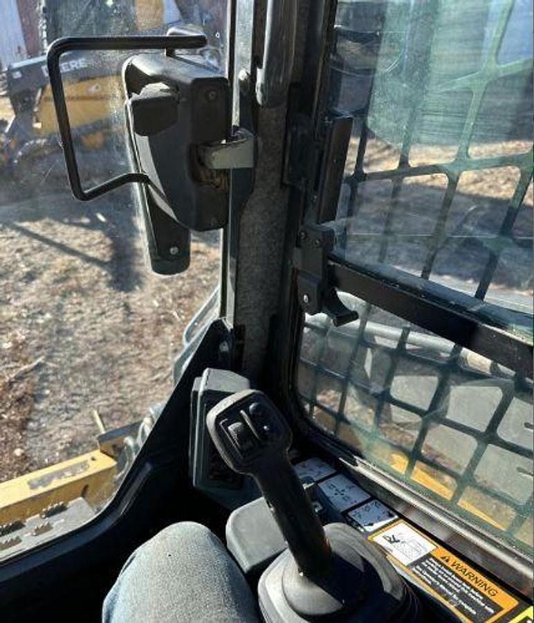 Used 2019 JOHN DEERE 331G