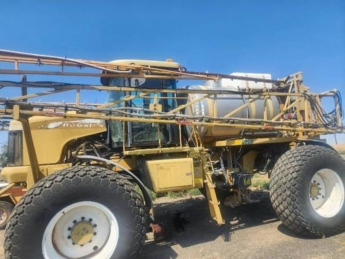 Used 1993 Rogator Self Propelled Sprayer