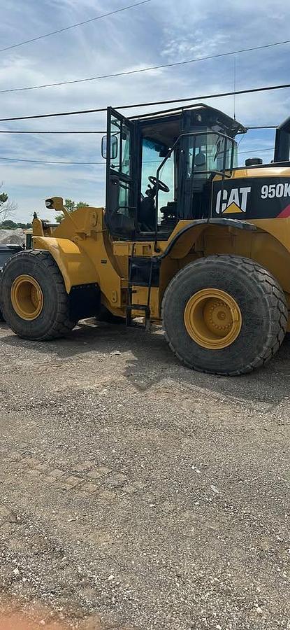 Used 2014 Caterpillar 950k