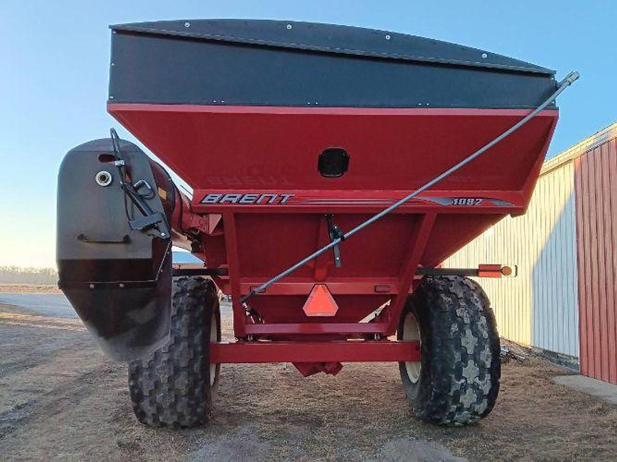 Used 2013 Brent 1082 Grain Cart