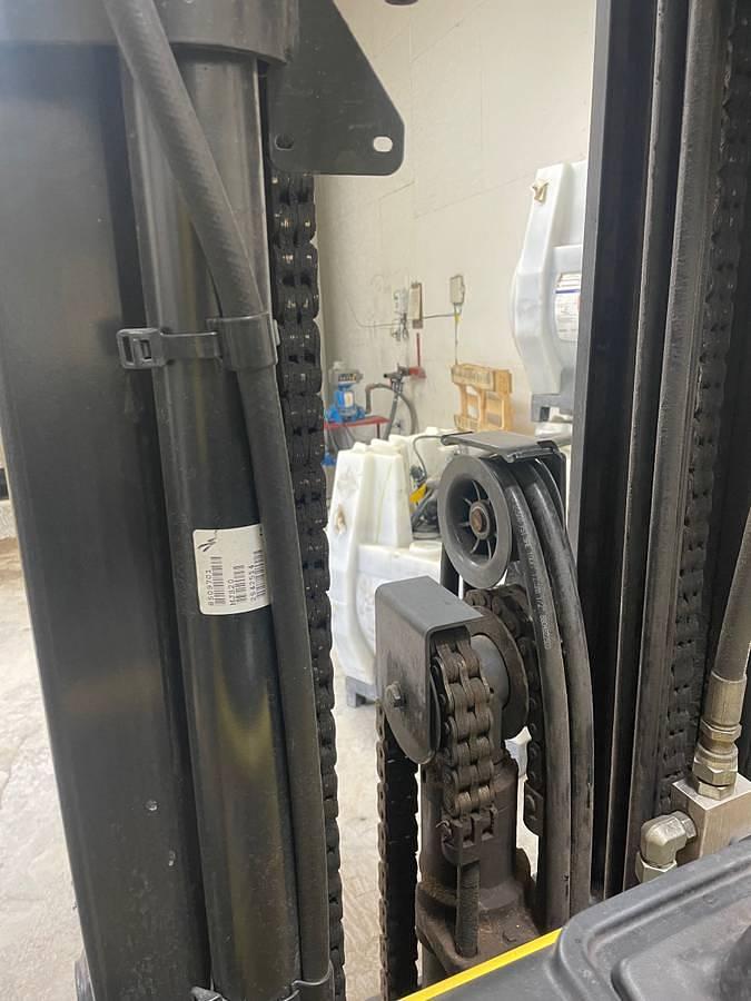 Used 2015 Hyster H80FT Fortis Forklift