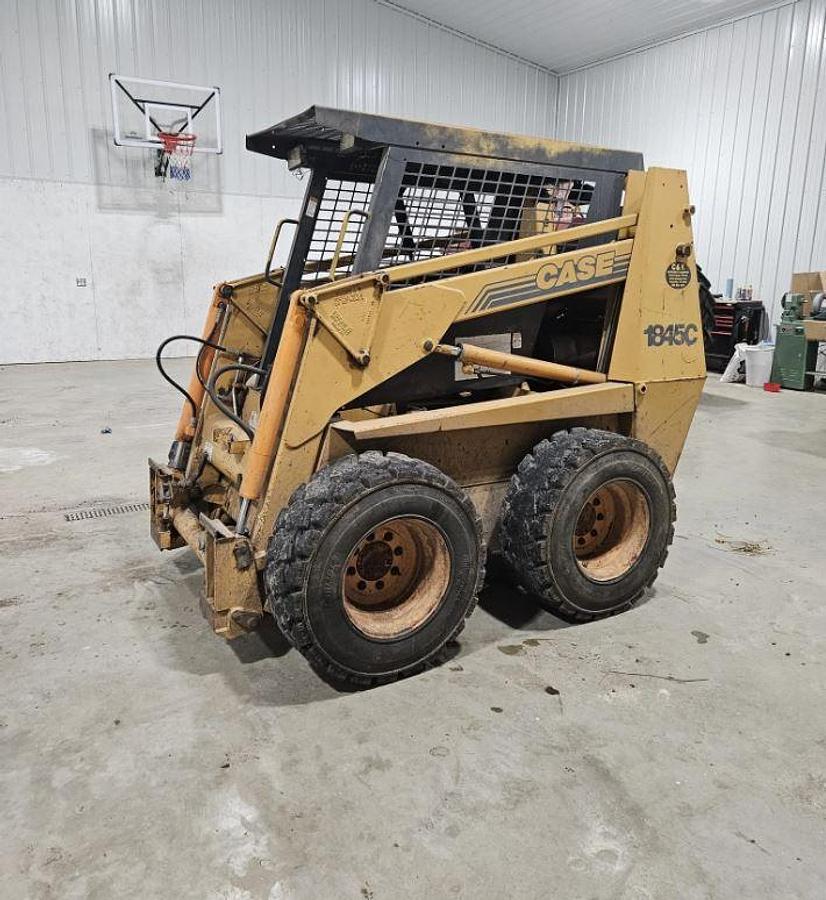 Used 2000 CASE 1845C