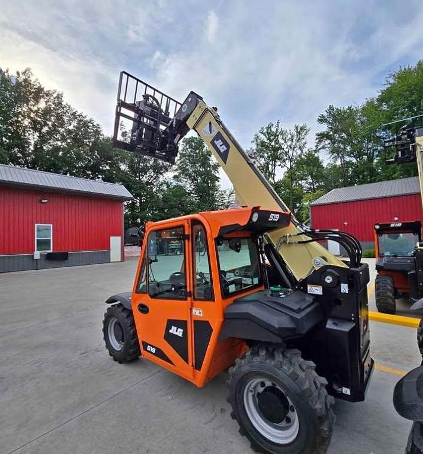 Used 2025 JLG 519