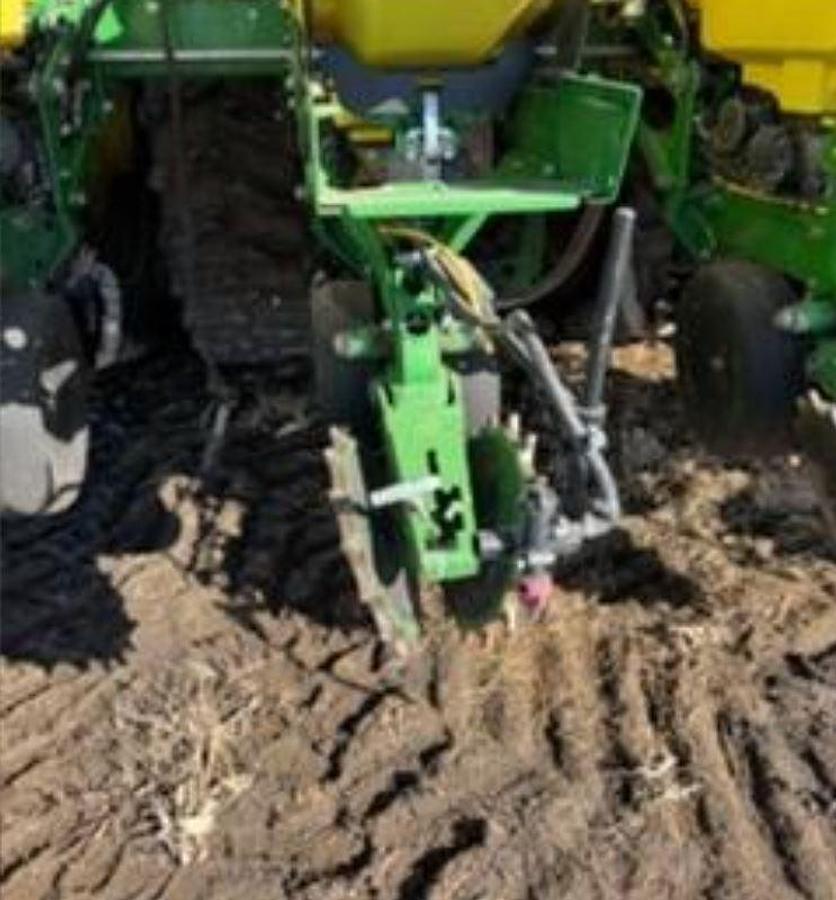 Used 2015 John Deere 1725