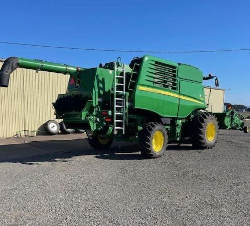 Used 2019 John Deere T670