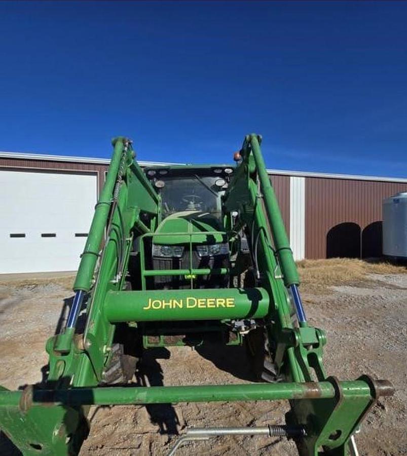 Used 2016 John Deere 7230R