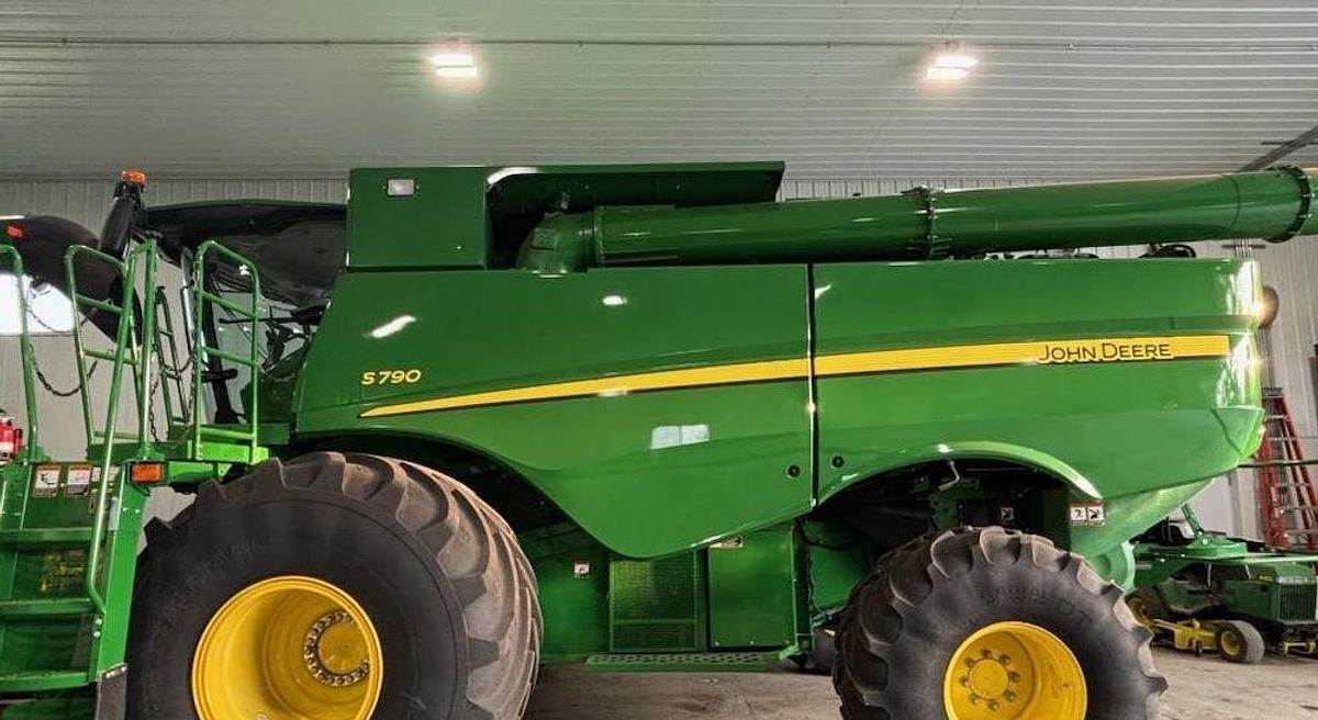 Used 2019 John Deere S790