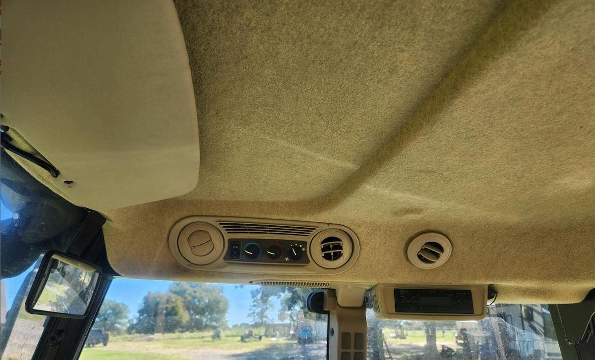 Used 2023 John Deere 6135e