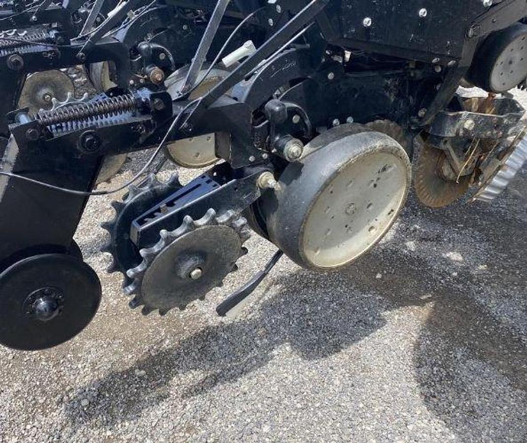 Used 2014 KINZE 4900