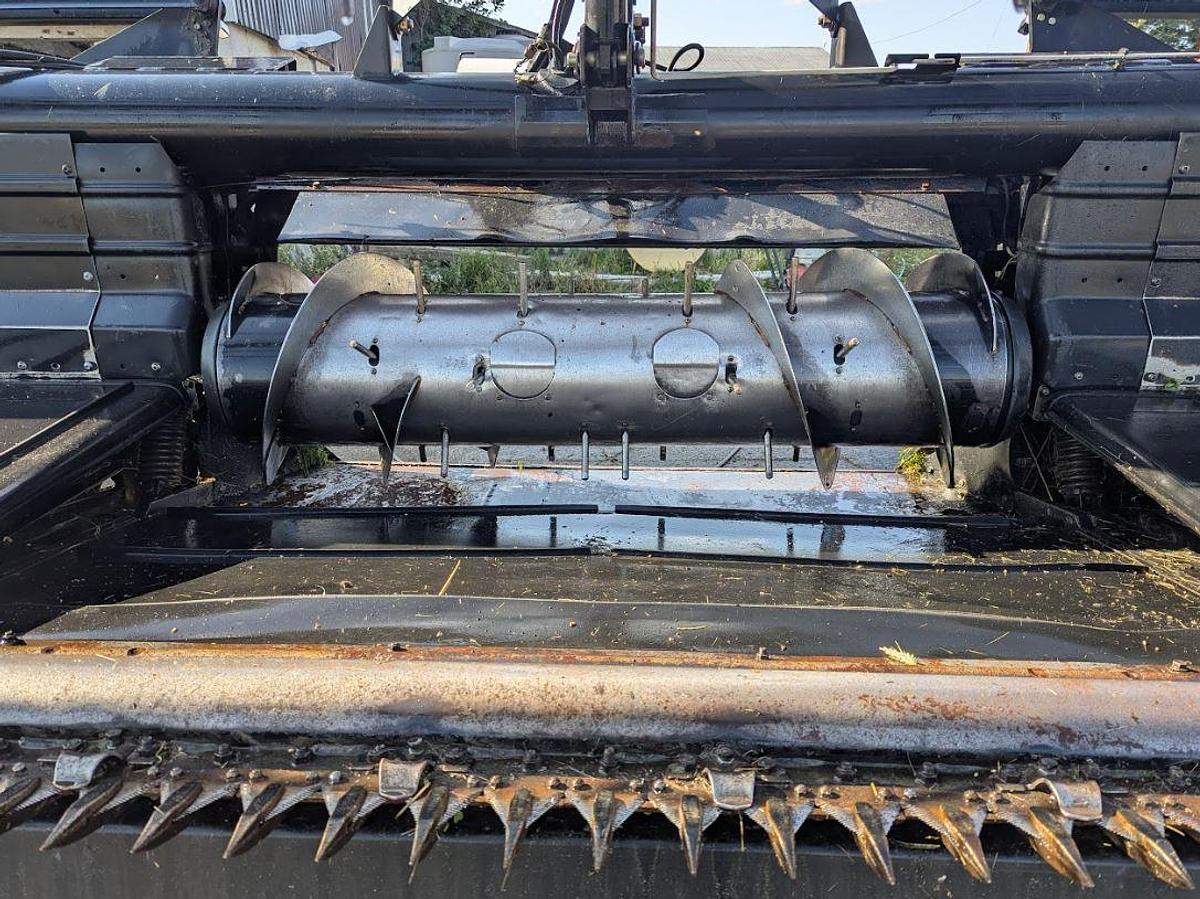 Used 2009 CASE IH 2162 Draper Head